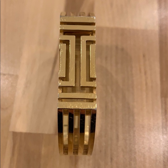 Tory Burch Fitbit bracelet - Picture 3 of 5